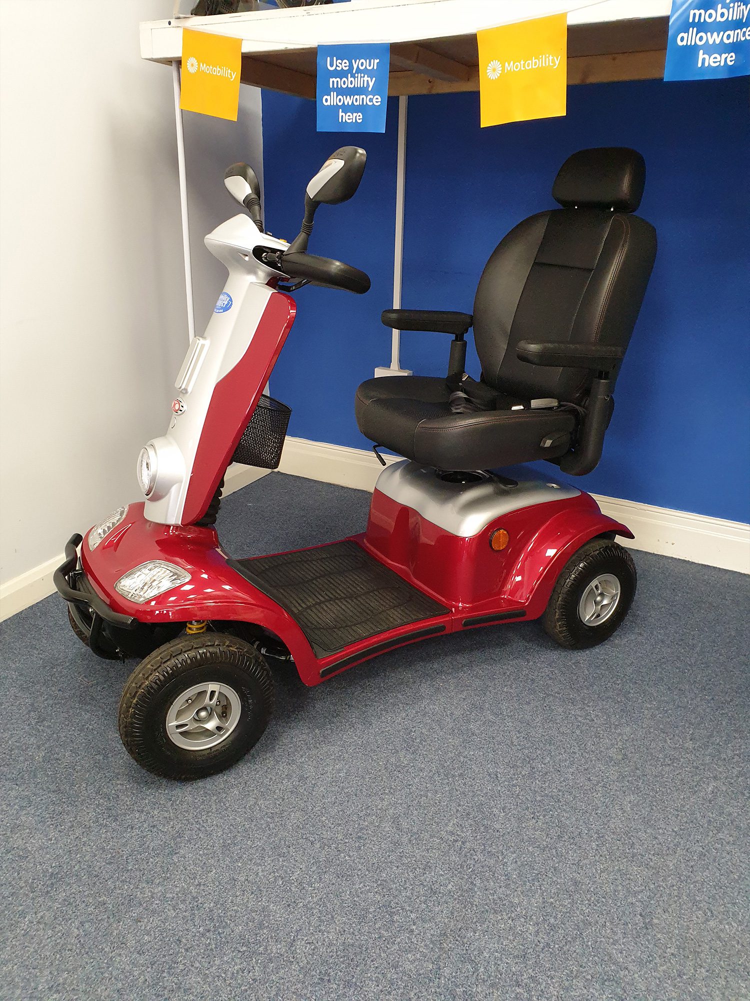 Red Maxi XLS - Image 2