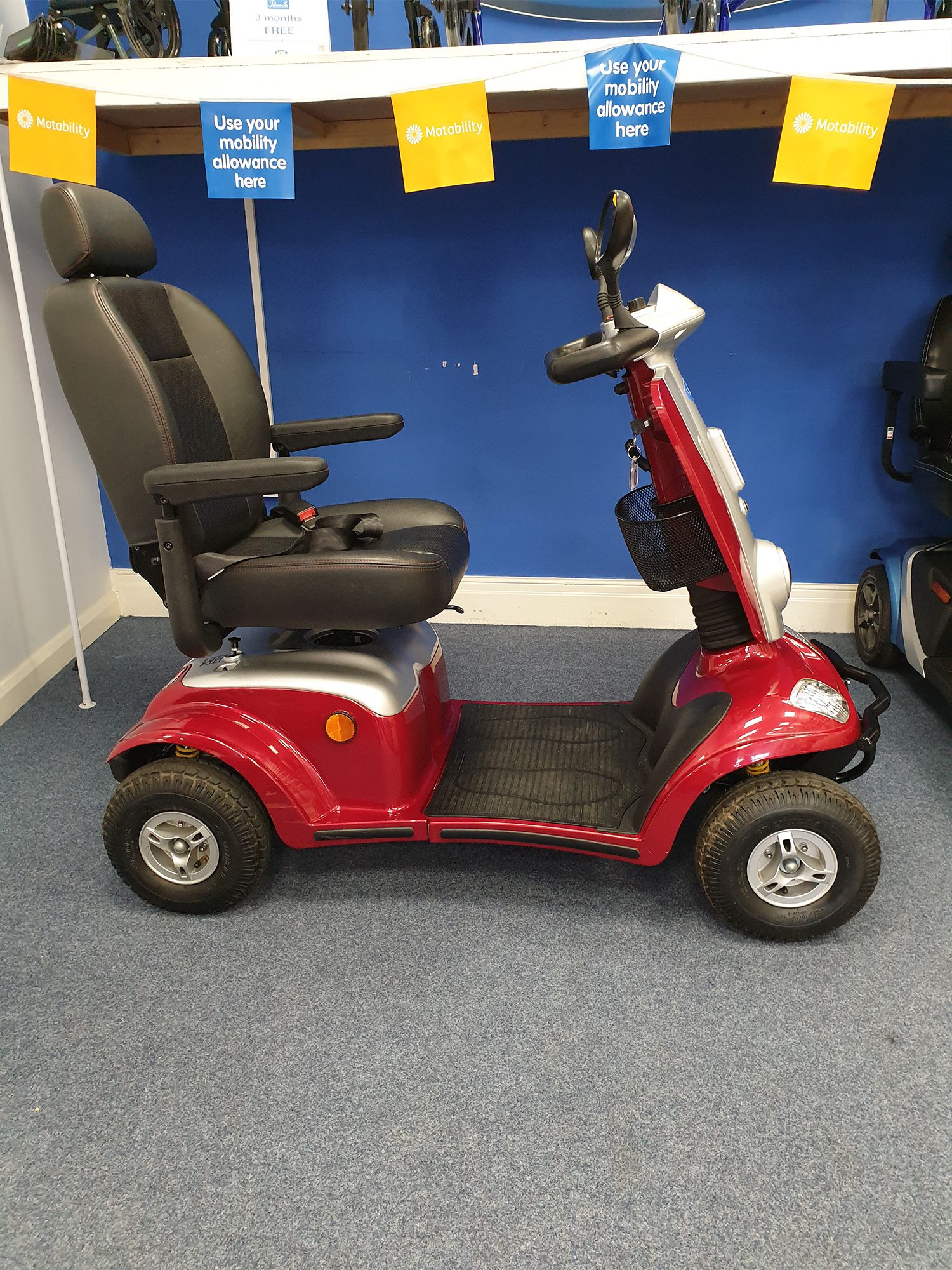 Red Maxi XLS - Image 5